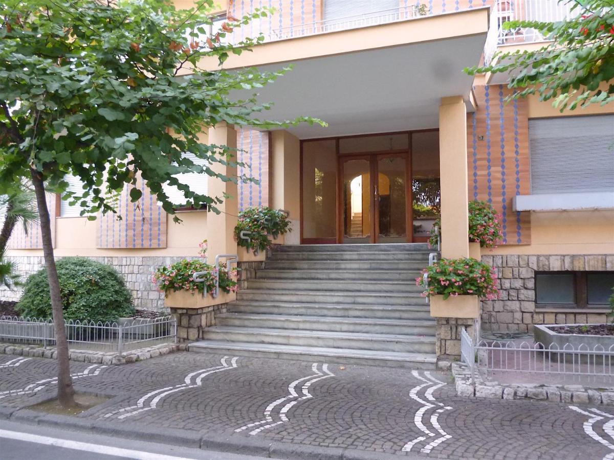 Angelina Suite B&B - Sorrento Centro Exterior photo
