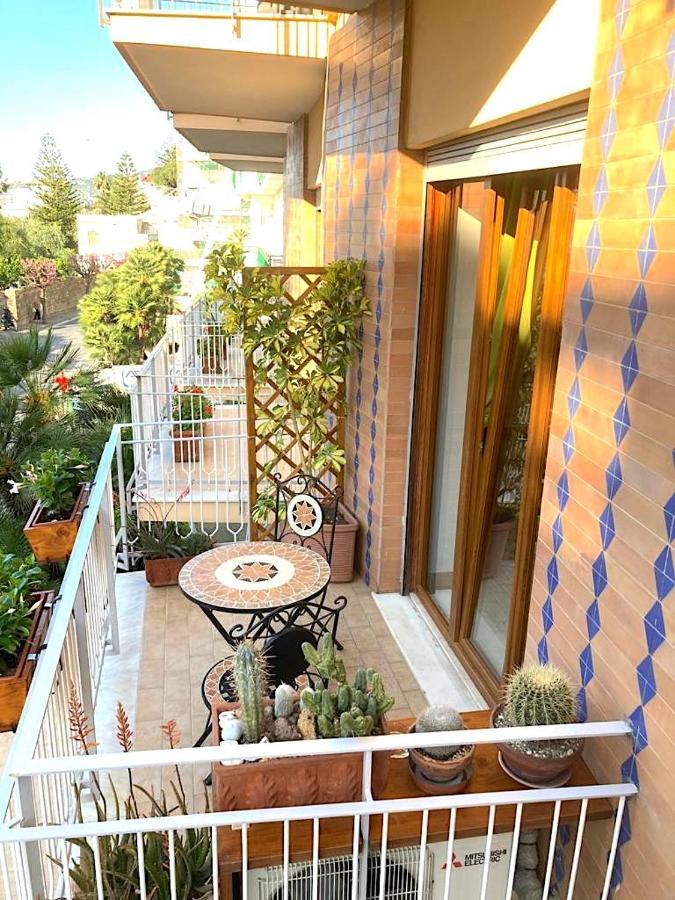 Angelina Suite B&B - Sorrento Centro Exterior photo