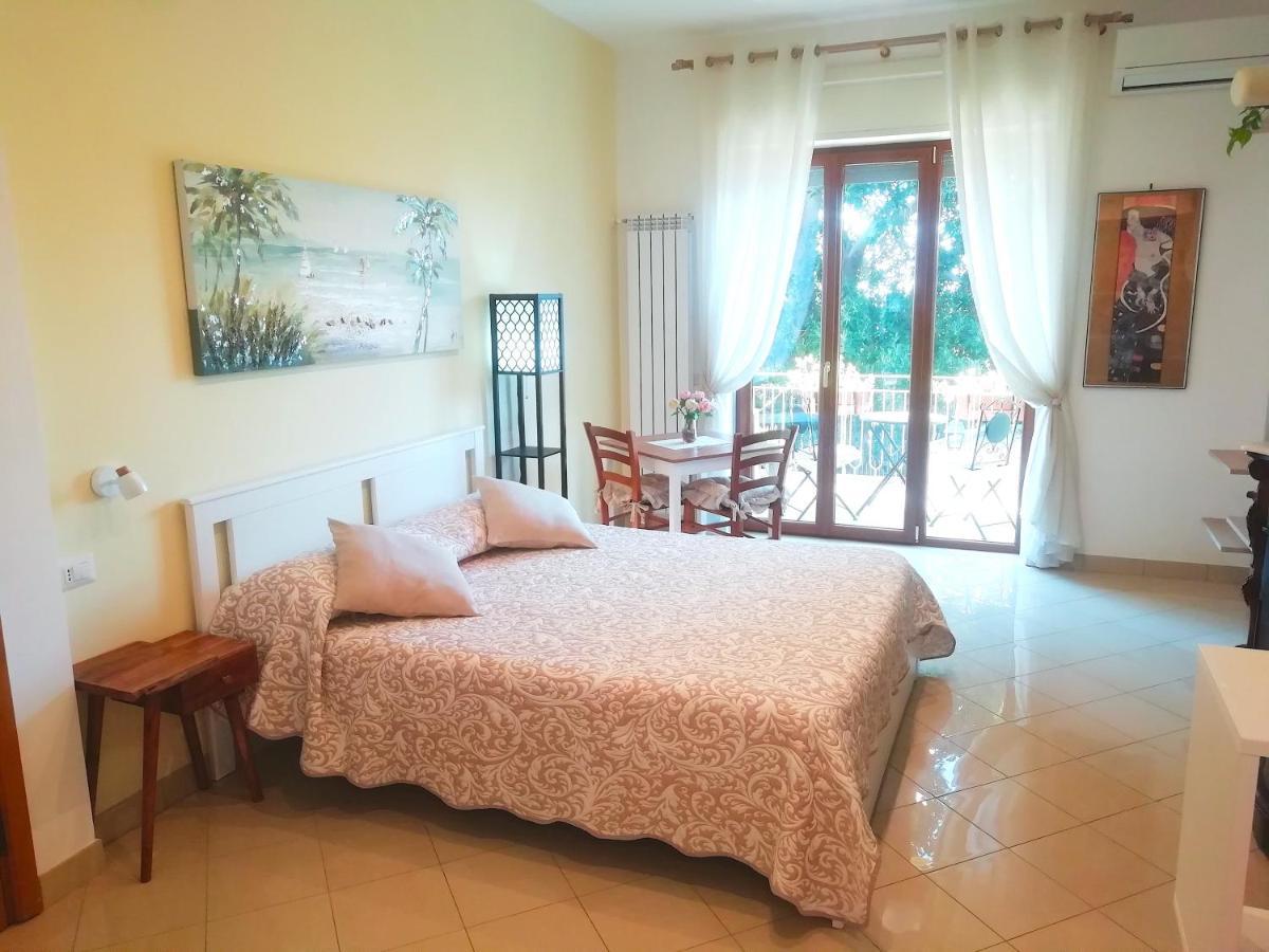 Angelina Suite B&B - Sorrento Centro Exterior photo